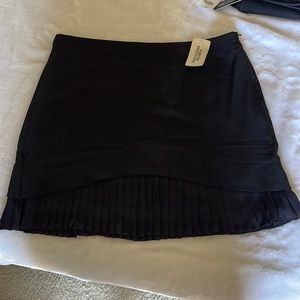 Forever 21 Pleated Black Skirt
